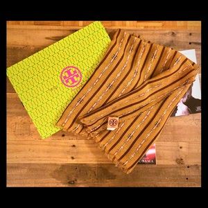 Tory Burch Scarf (NWOT)